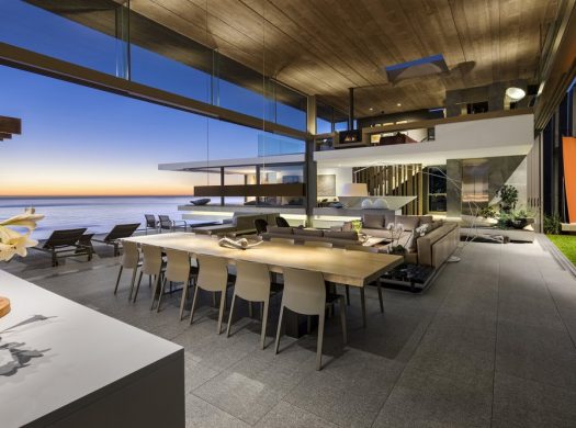 Villa For Sale in Cape Town