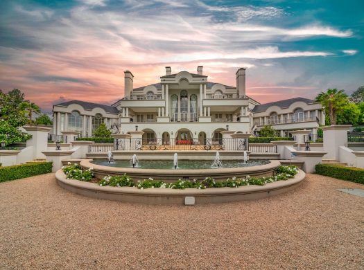 Luxury Villa For Sale in Johannesburg